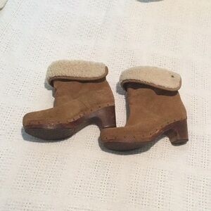 UGG short boots